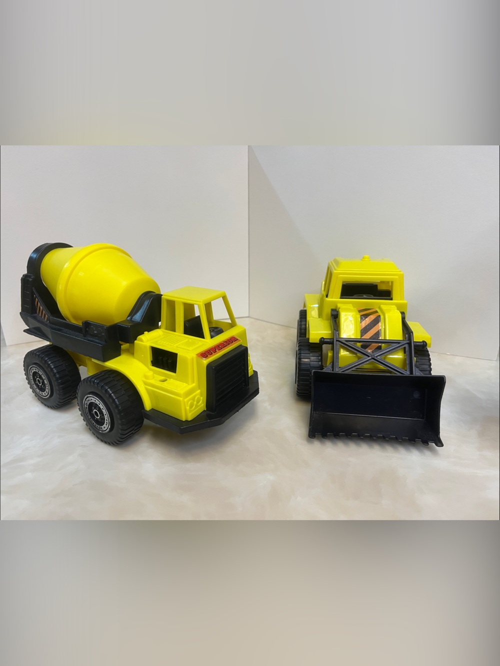 🛍️ 4 FOR $20 🛍️ Yellow Kids Construction Truck - 2-Piece Vehicle Set